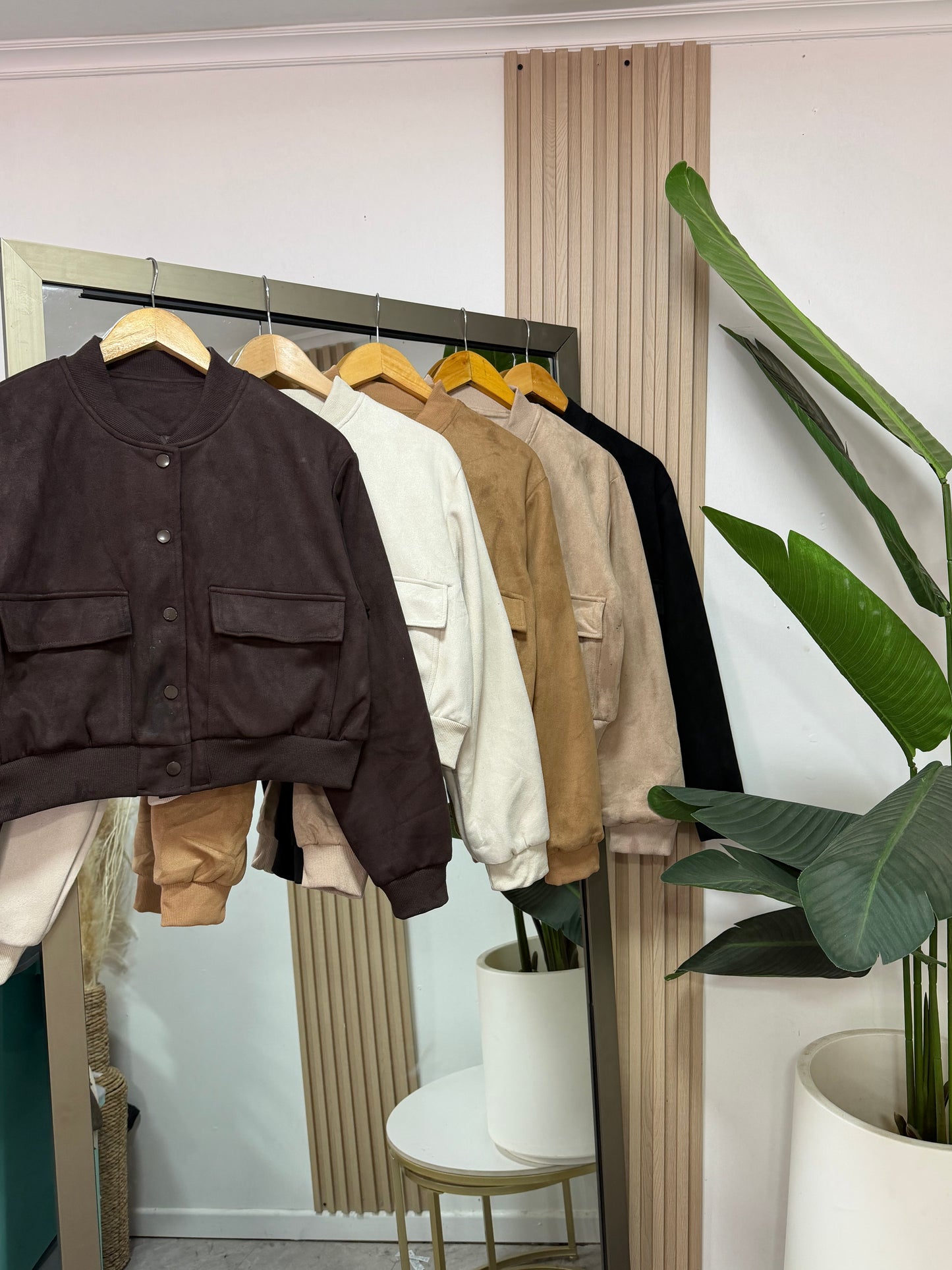 Bomber gamuza Zara con forro